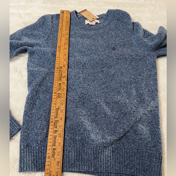 Penguin 100% Lambwool Blue sweater size Small Wms - Picture 6 of 6